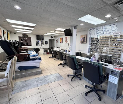 32500 South Fraser Way, Abbotsford, BC