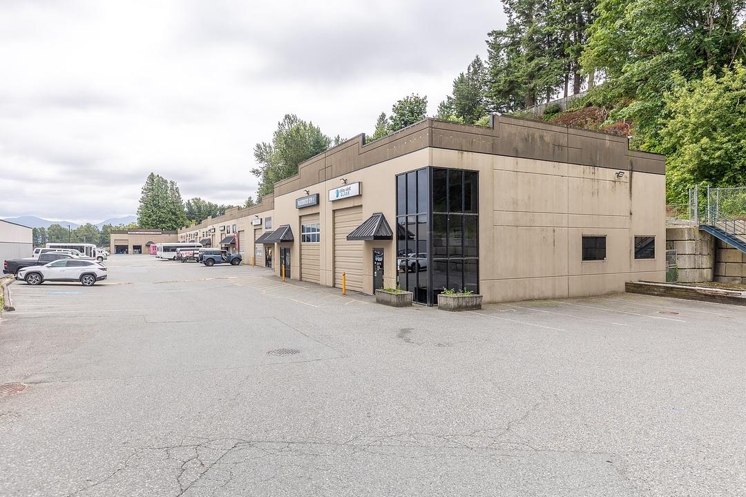 1 - 34100 South Fraser Way, Abbotsford, BC