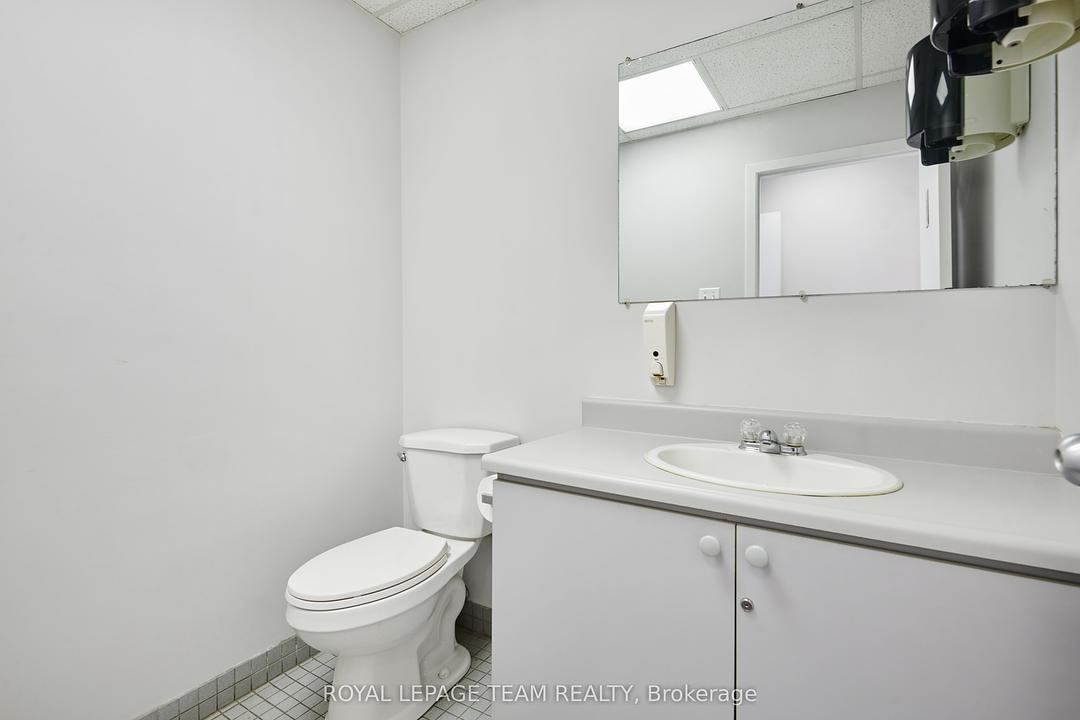 901 Somerset Street West, Ottawa, ON