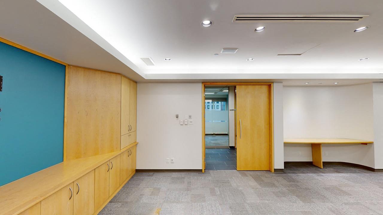 600 - 999 Boulevard De Maisonneuve Ouest, Montreal, QC