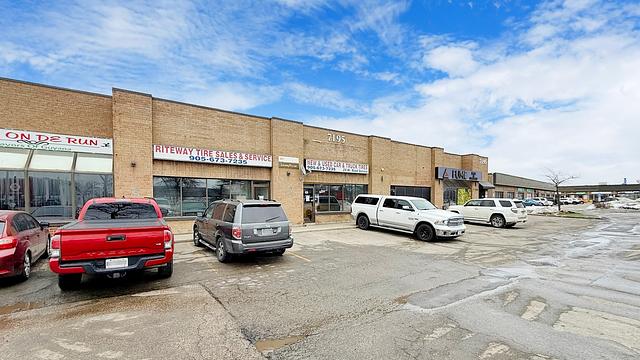 7195 Torbram Rd, Mississauga, ON