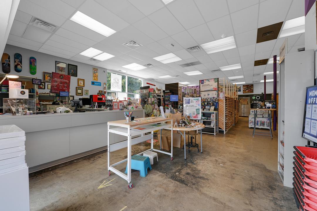 953 Brunette Ave, Coquitlam, BC