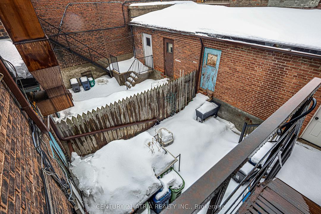 1564 Danforth Avenue, Toronto, ON