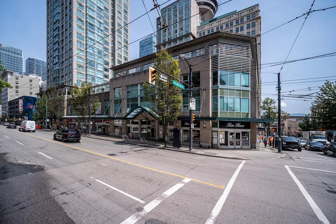 232 - 515 W Pender St, Vancouver, BC