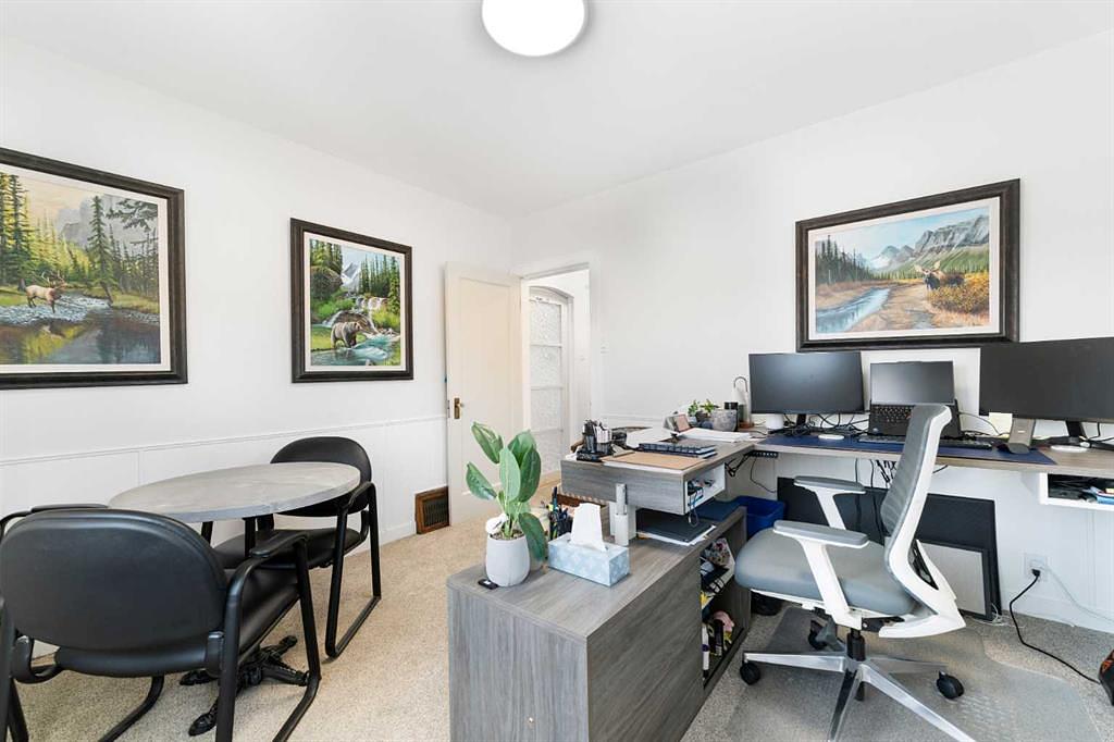 313 Ross Avenue, Cochrane, AB