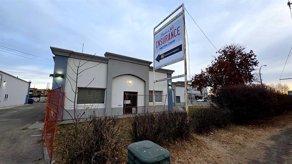 5414 43 Street, Red Deer, AB