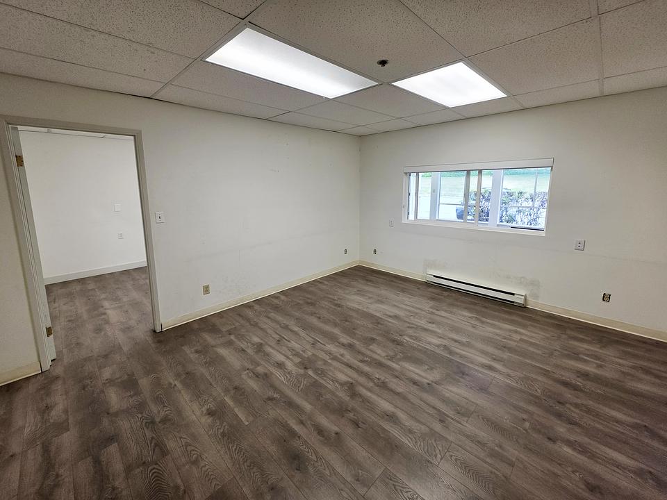 7638 & 7640 - 7638 Winston St, Burnaby, BC