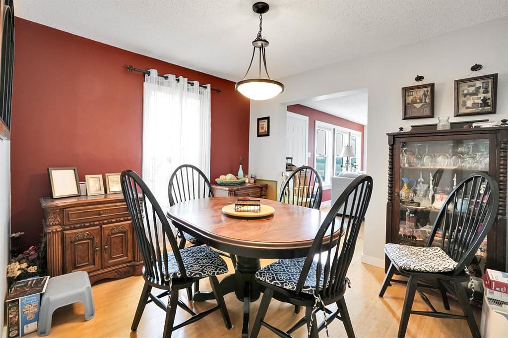 8-1415 sec 582 Highway, Didsbury, AB