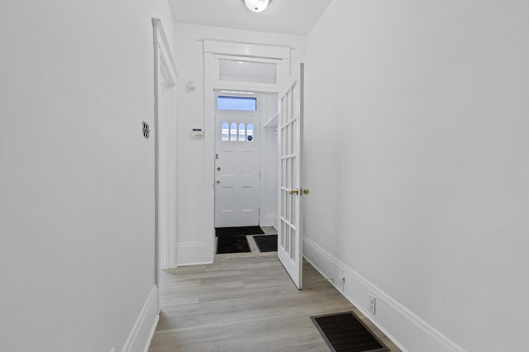 294 Clarence Street, Ottawa, ON