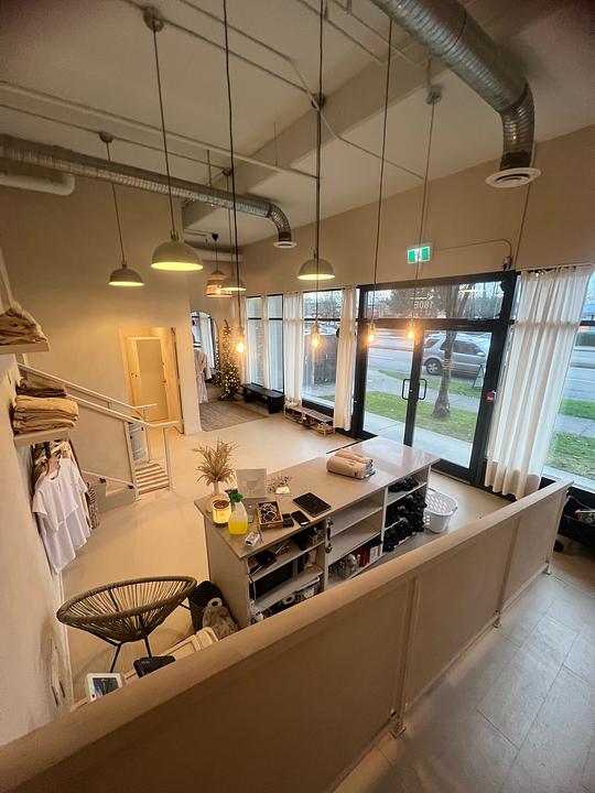 2099 Lougheed Hwy, Port Coquitlam, BC
