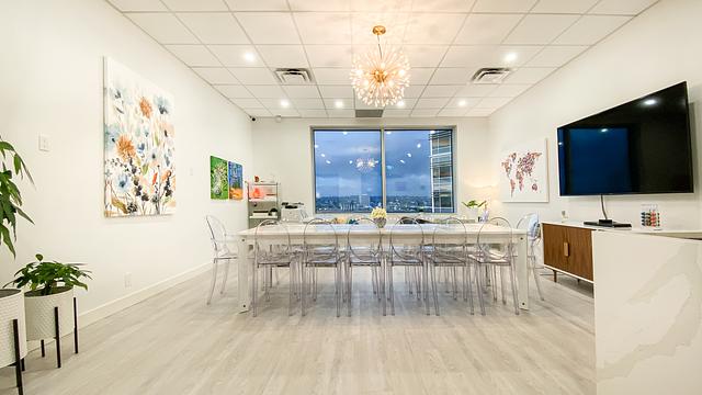 8477 Bridgeport Rd, Richmond, BC