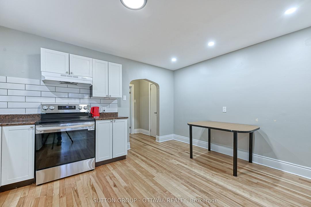156 Dagmar Avenue, Ottawa, ON