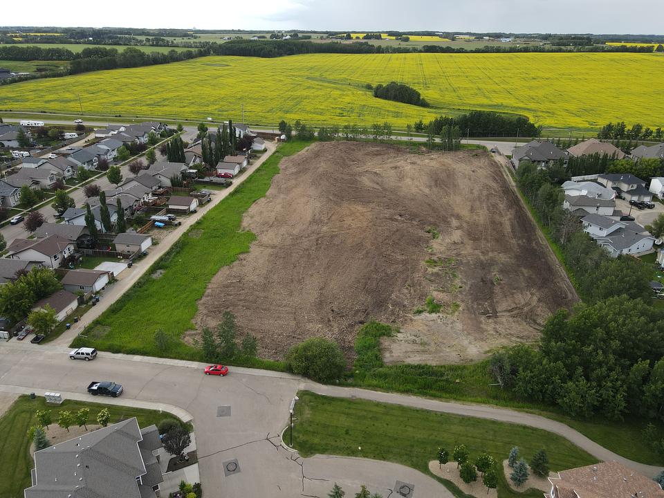 5250 Windward Place, Sylvan Lake, AB