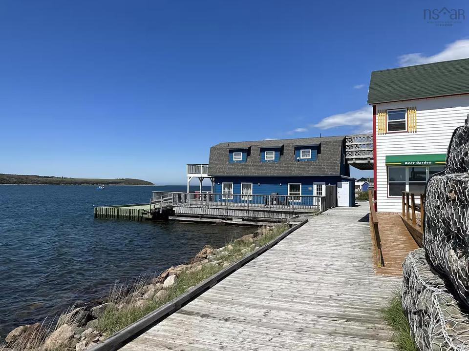 15279 Cabot Trail, Chéticamp, NS