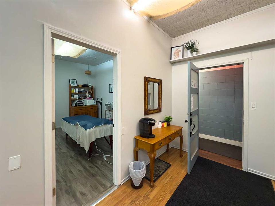 4913 50 Street, Rocky Mountain House, AB