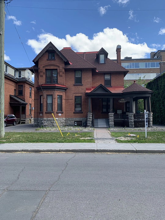 0001 - 436 MacLaren Street, Ottawa, ON