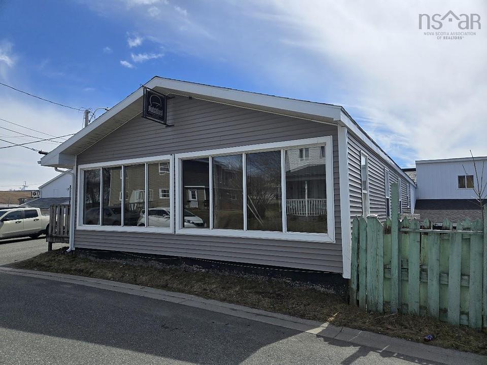 208 Commercial Street, North Sydney, NS