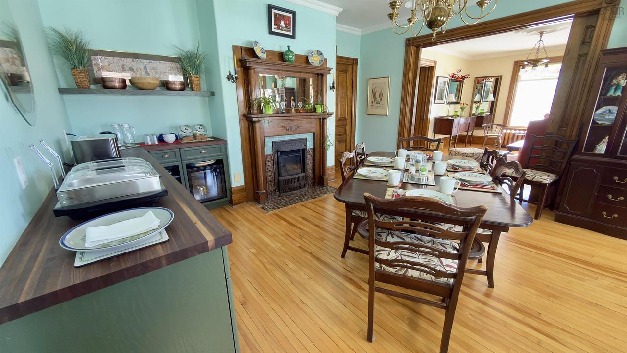66 McDonald Street, Lunenburg, NS