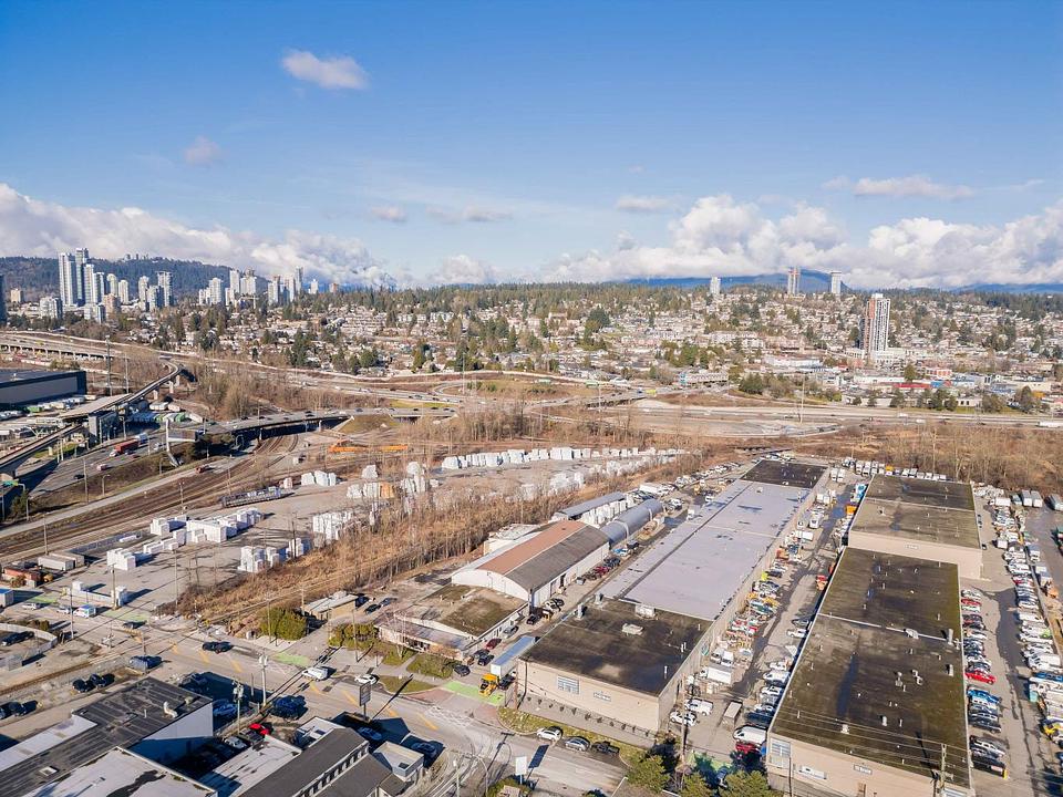 0057 - 21 Braid Street, New Westminster, BC