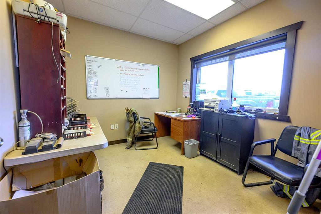 10709 79 Avenue, Clairmont, AB