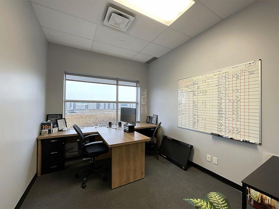 4297 - 4273 Autoroute des Laurentides, Laval, QC