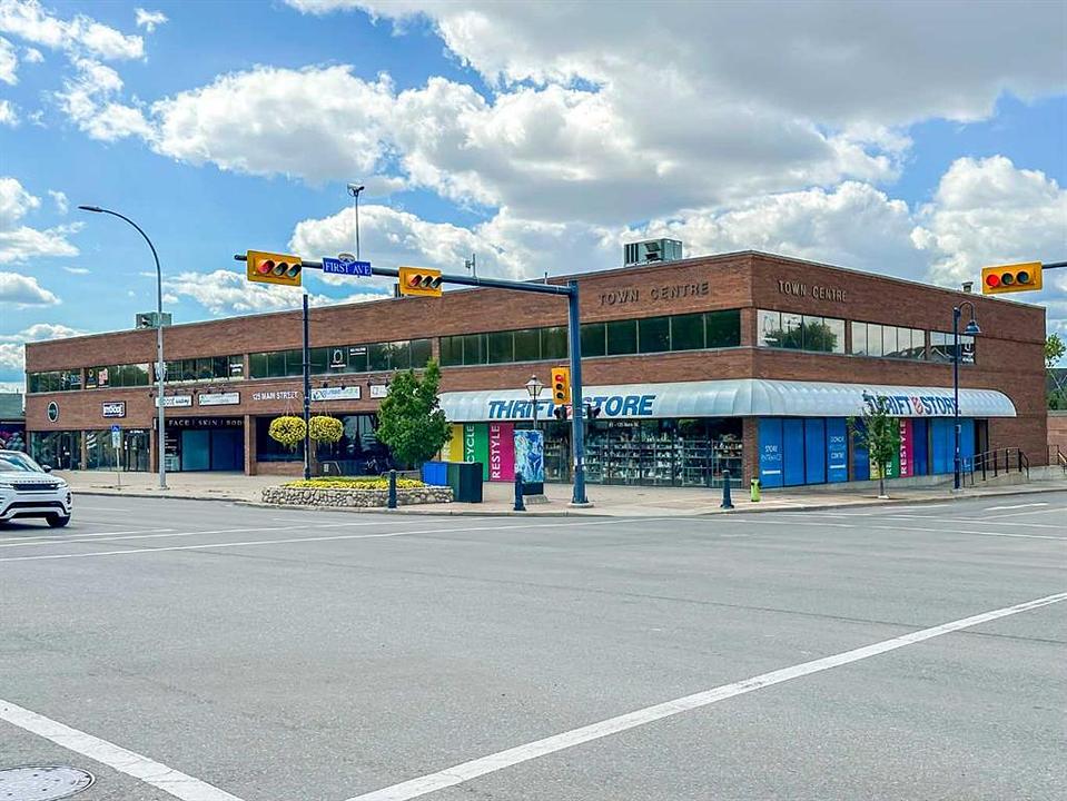 125 Main Street North, Airdrie, AB