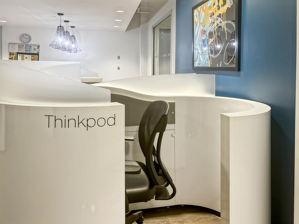 600 - 1111 Boulevard Dr.-Frederik-Philips, Montréal, QC