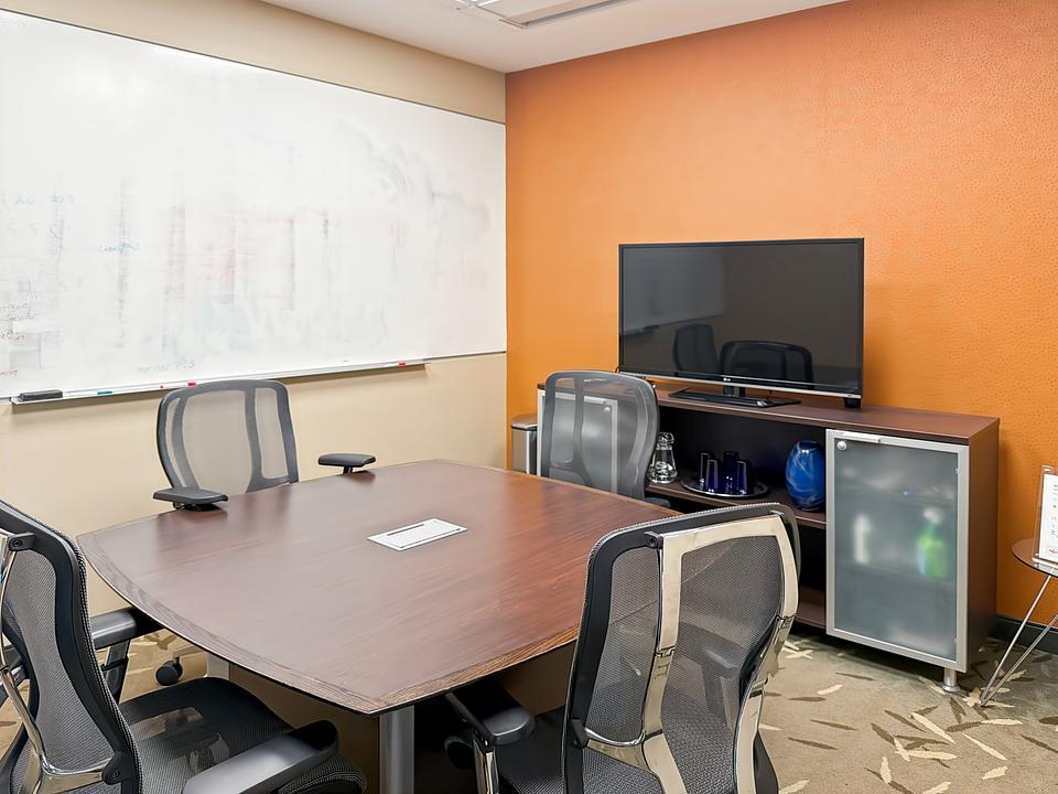 2nd Floor - 201-2572 Boulevard Daniel-Johnson, Laval, QC