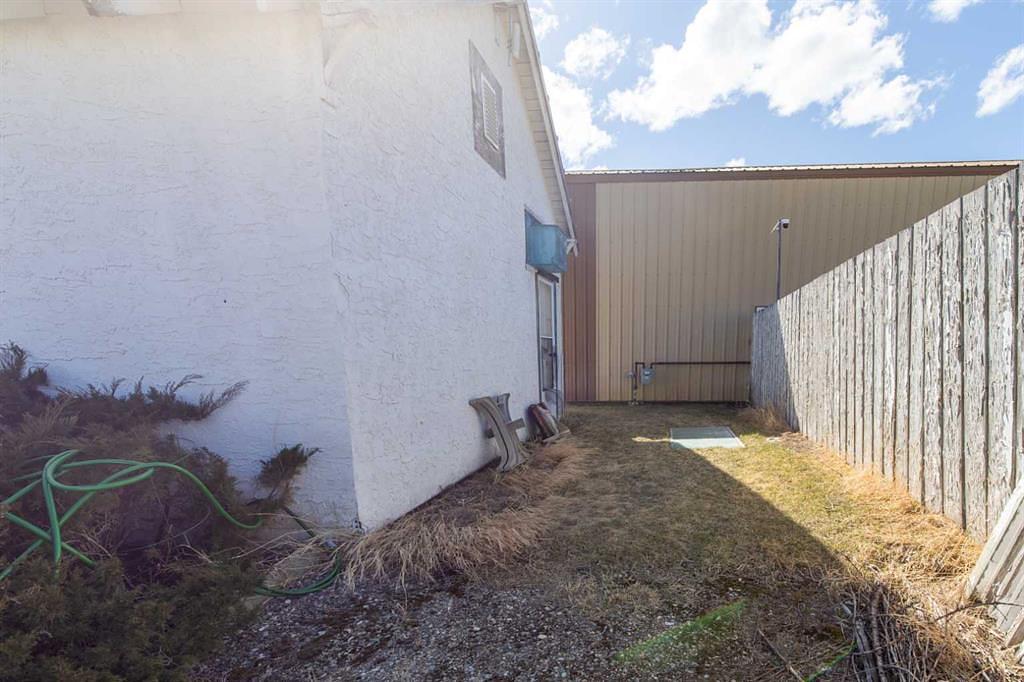 60 Main Avenue Northwest, Glenwood, AB