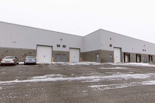 4273 Autoroute des Laurentides, Laval, QC