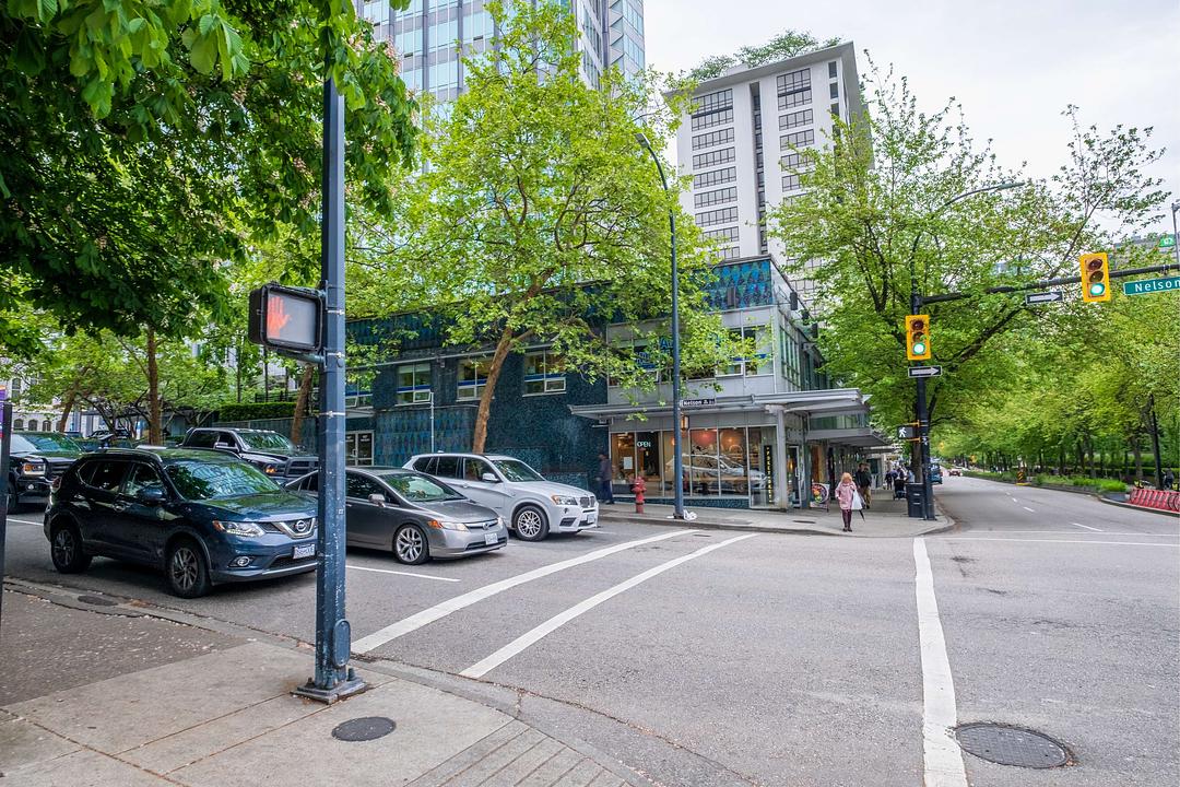 981 Nelson Street, Vancouver, BC