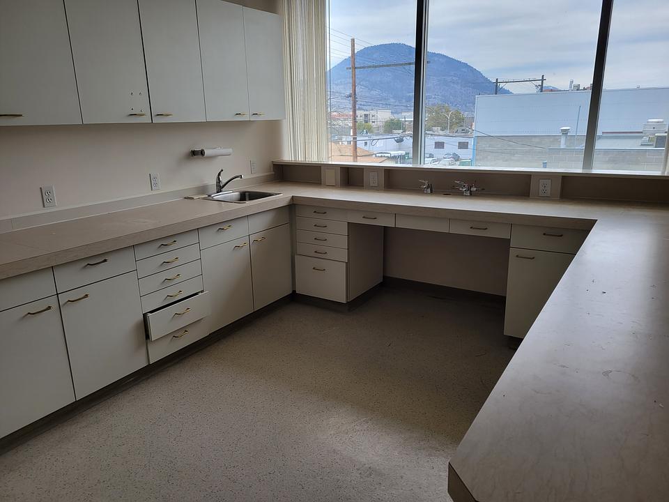203 - 575 Main Street, Penticton, BC