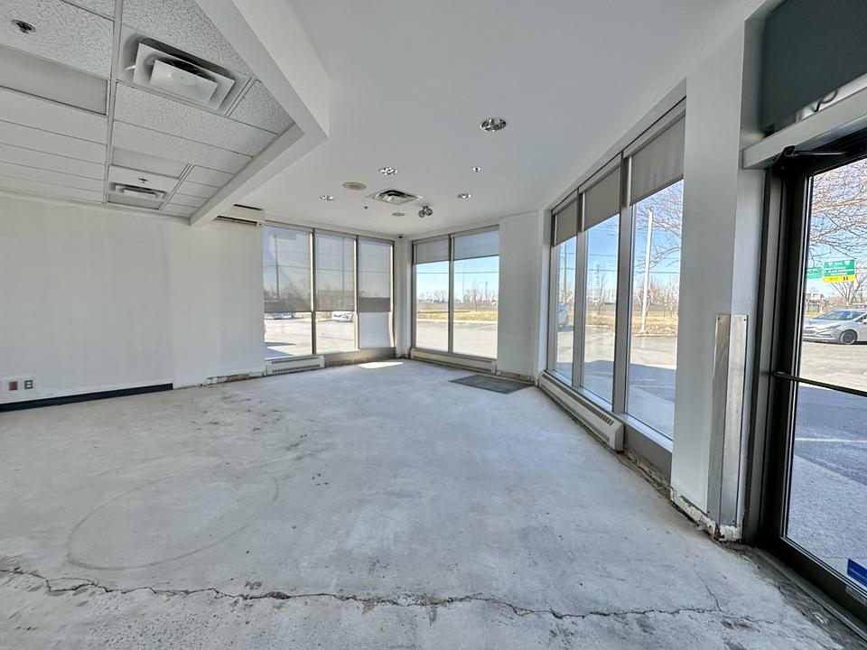 10 - 1750 Boulevard Marie-Victorin, Longueuil, QC
