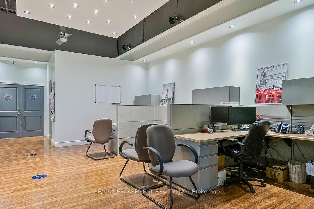13 - 2400 Wyecroft Road, Oakville, ON