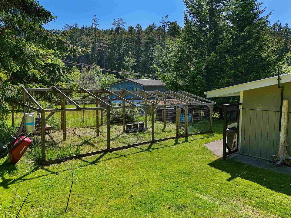 454 Village Bay Road, Mayne Island, BC
