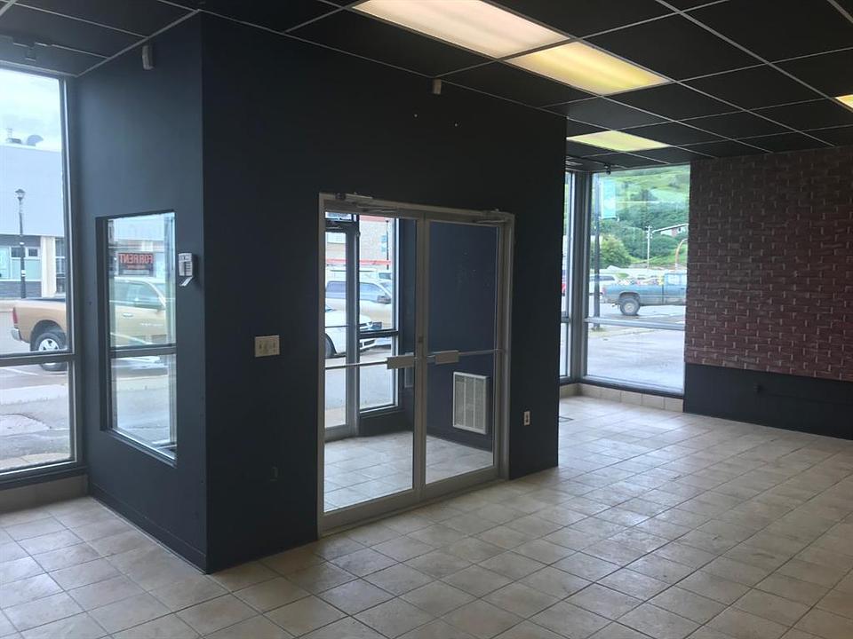 10003B 102 Avenue, Peace River, AB
