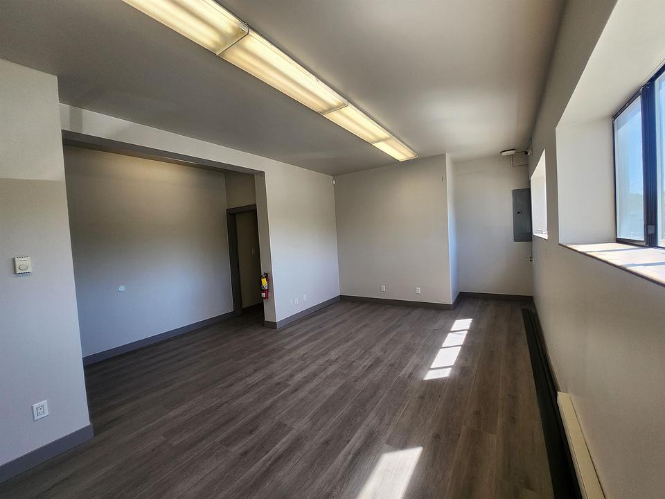 13087 116 Avenue, Surrey, BC