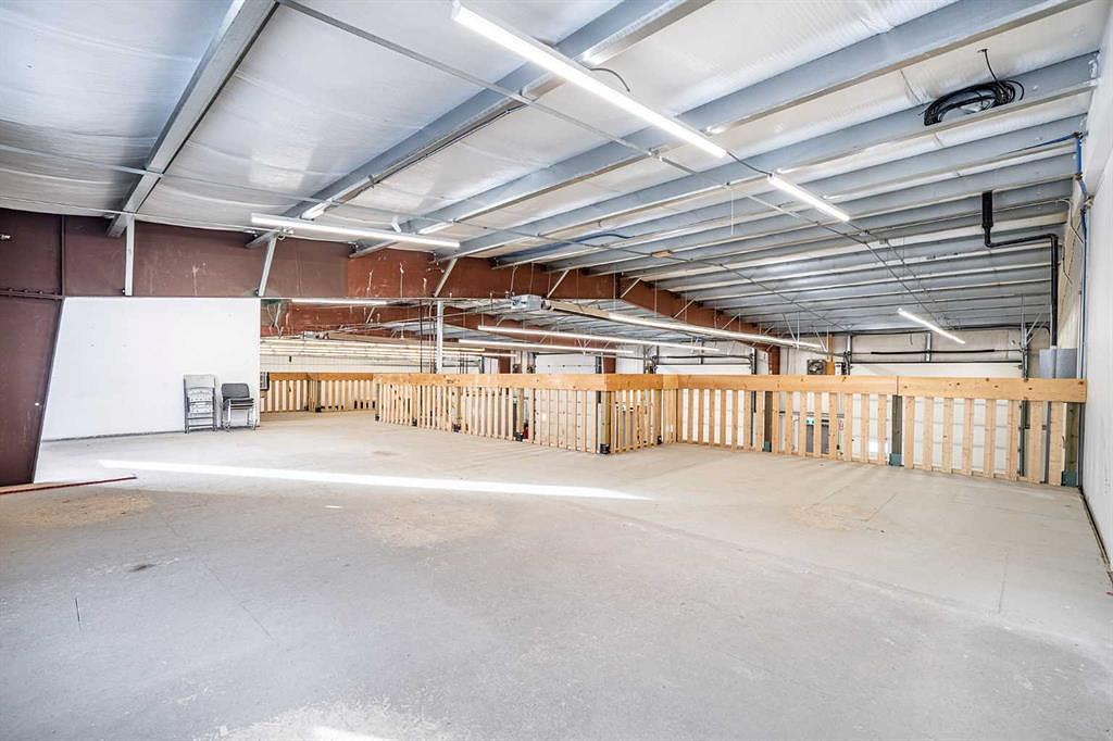 1,2,3 - 5914 51 Avenue, Lloydminster, AB