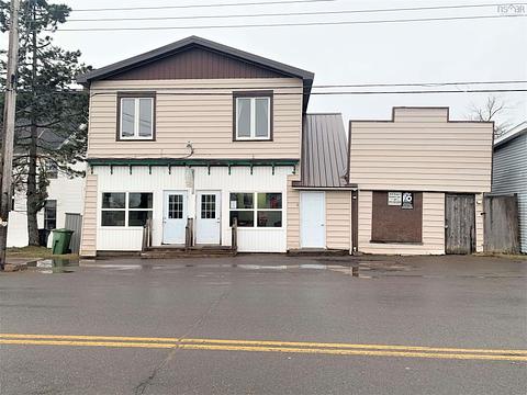6 Junction Road, Springhill, NS