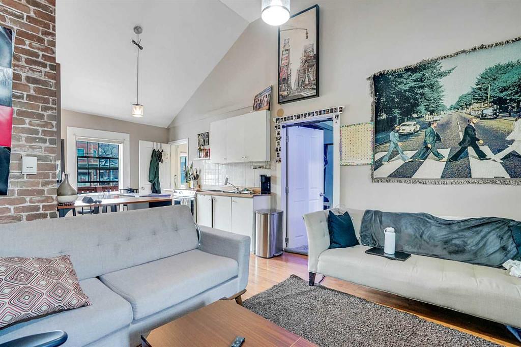 434 Meredith Road Northeast, Calgary, AB