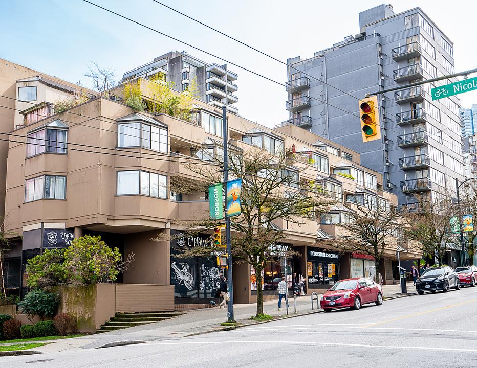 1465 Robson Street, Vancouver, BC