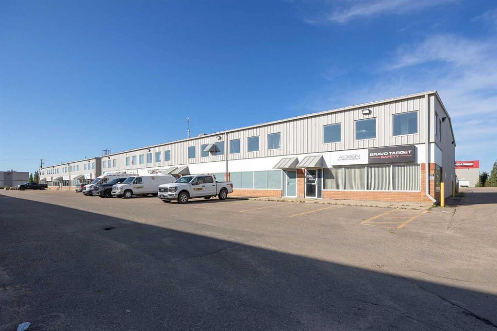 F6 - 380 Mackenzie Boulevard, Fort McMurray, AB