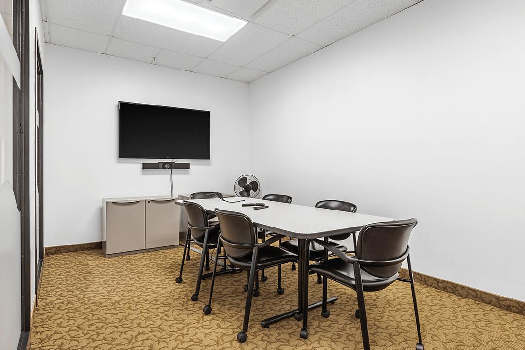 300 - 179 Colonnade Road, Ottawa, ON