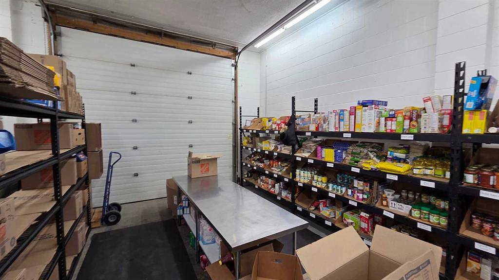 242 12B Street North, Lethbridge, AB