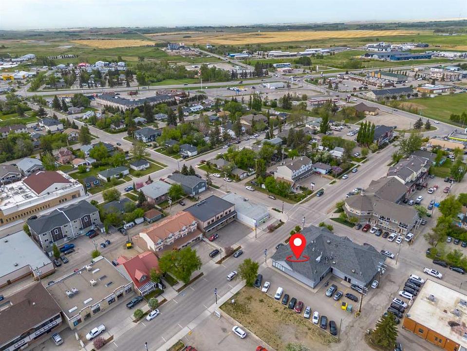 228 3 Avenue, Strathmore, AB