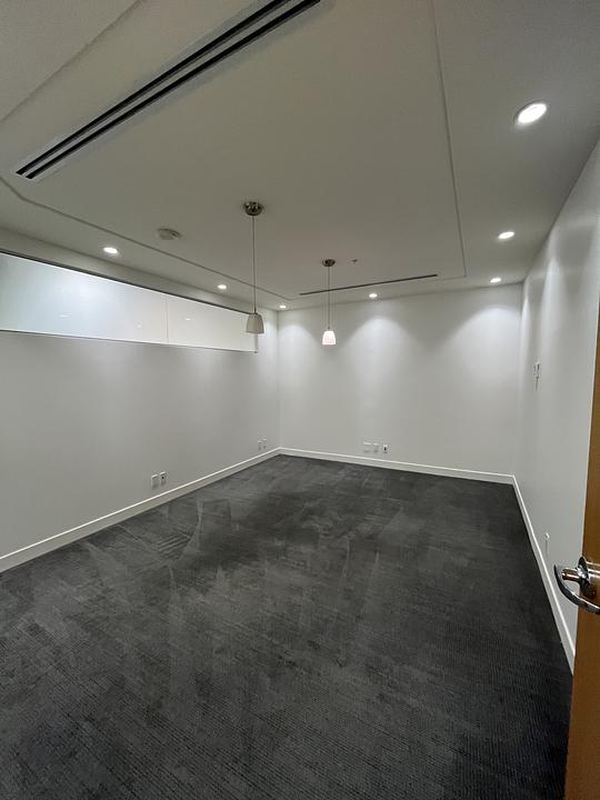 560 - 669 Howe St, Vancouver, BC