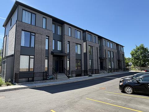 1260 Marenger Street, Ottawa, ON