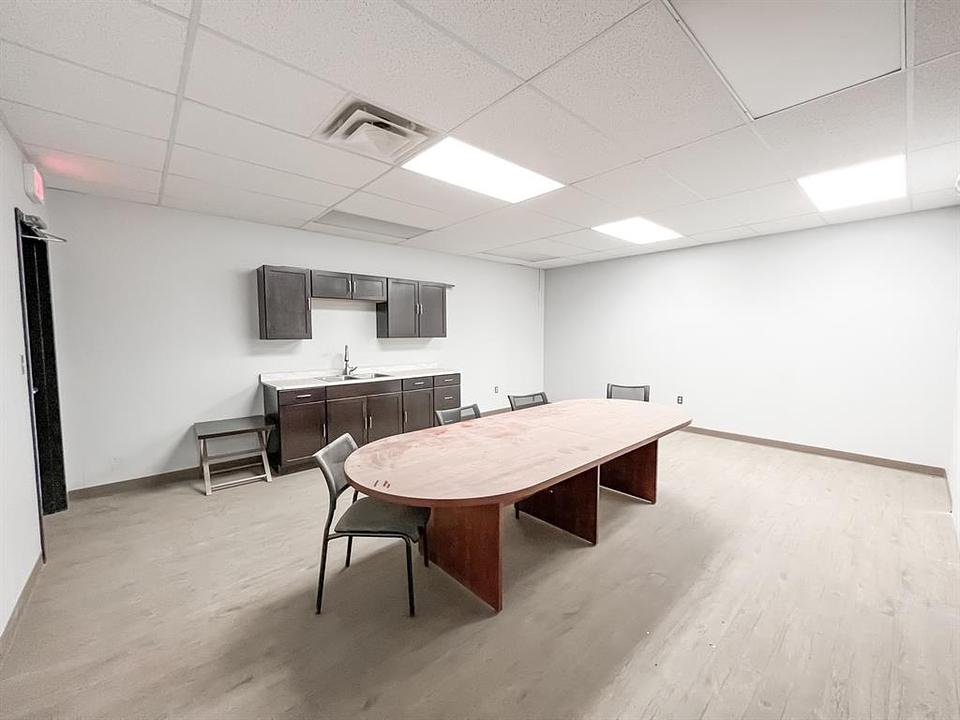 650 Sunrise Road, Peace River, AB