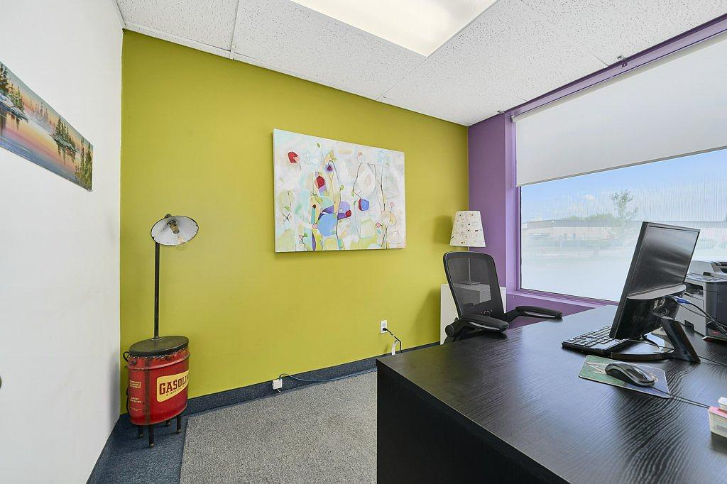 1 - 676 Monarch Avenue, Ajax, ON