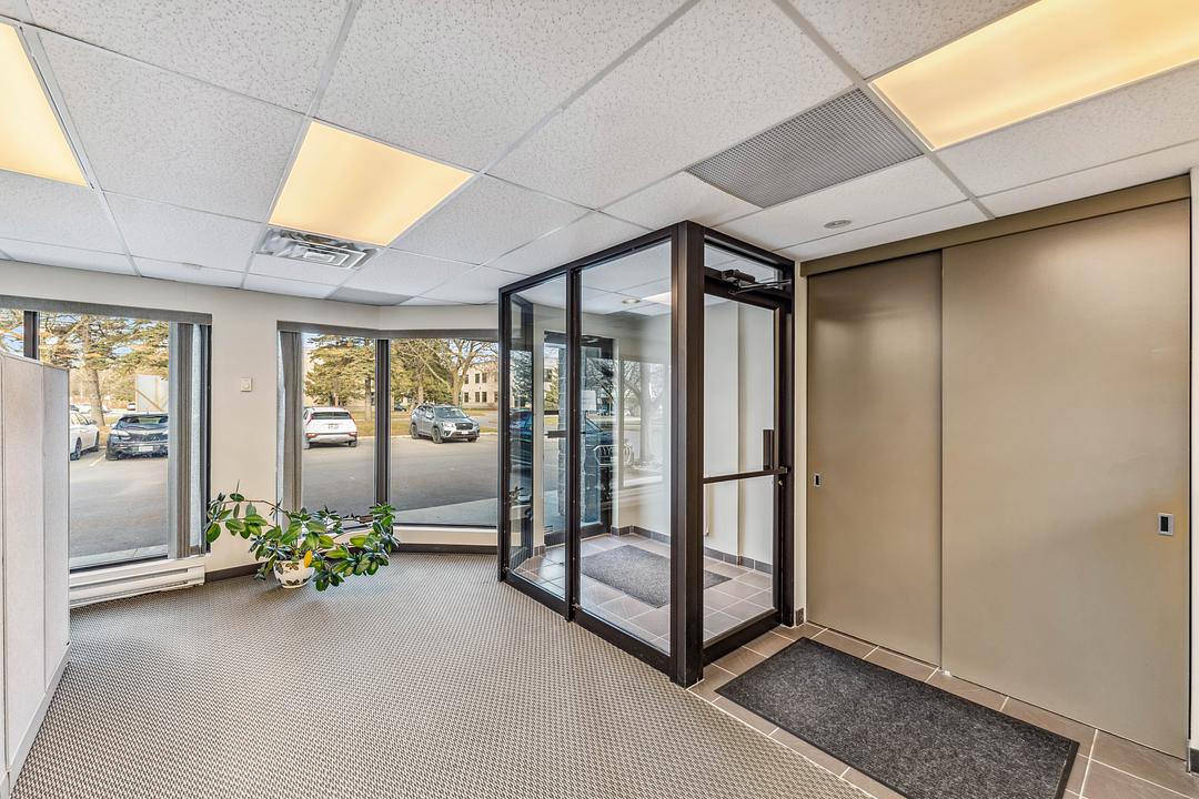 155 Terence Matthews Crescent, Ottawa, ON